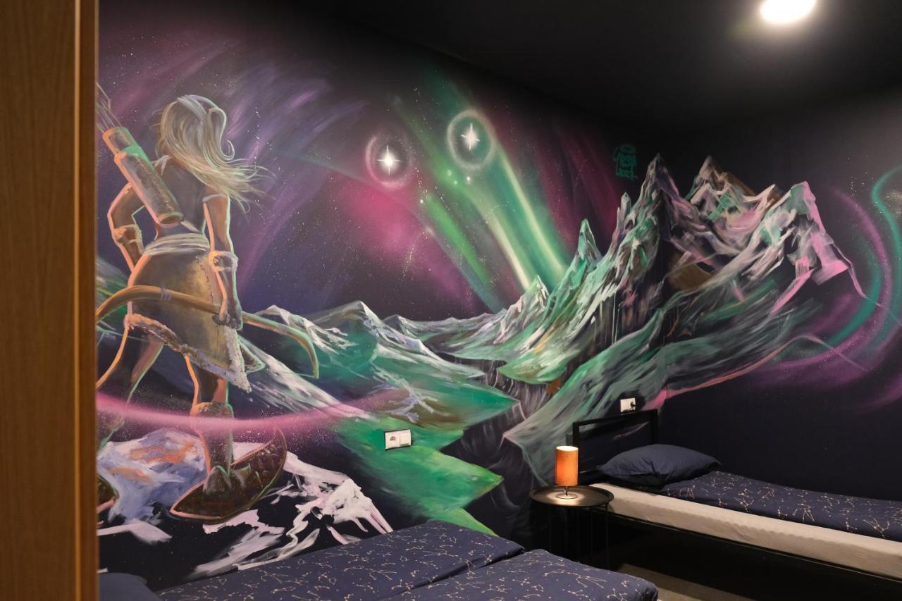 The Freezer Hostel & Culture Center Hellissandur Esterno foto
